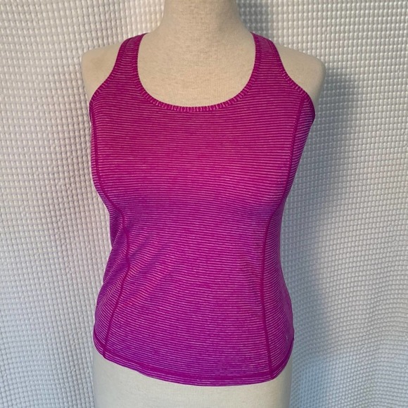Danskin Now Magenta Racerback Top. Size Small. Good condition except back mark - Picture 1 of 7